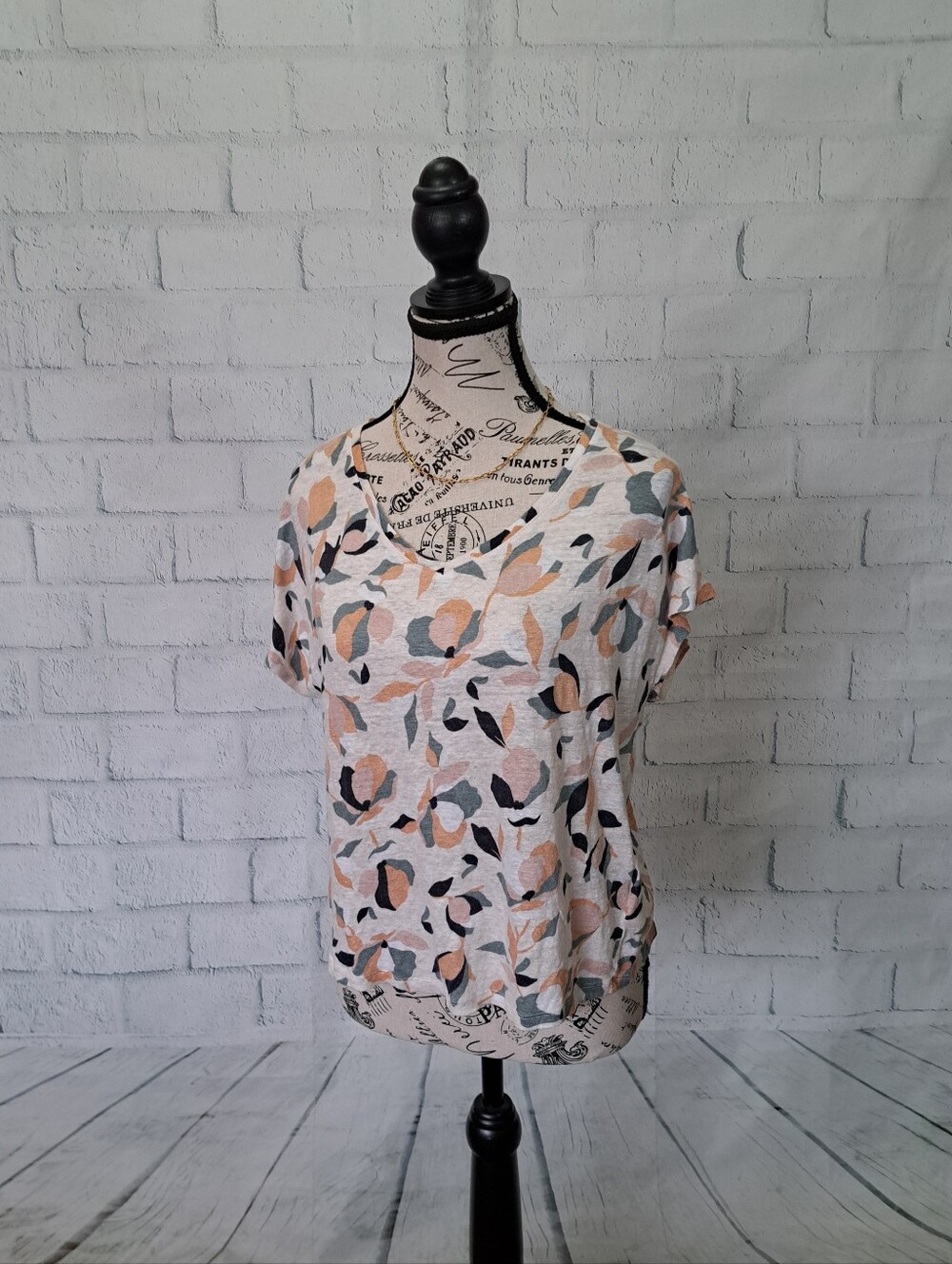 FRESH. Rachel Zoe Linen Top